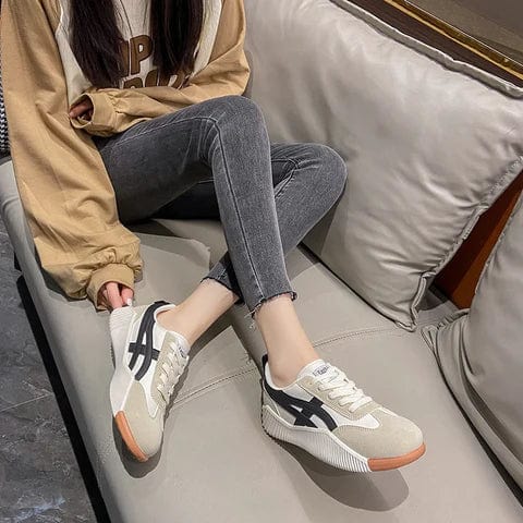 Lina – De City Sneaker met Fashion Flair