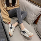 Lina – De City Sneaker met Fashion Flair
