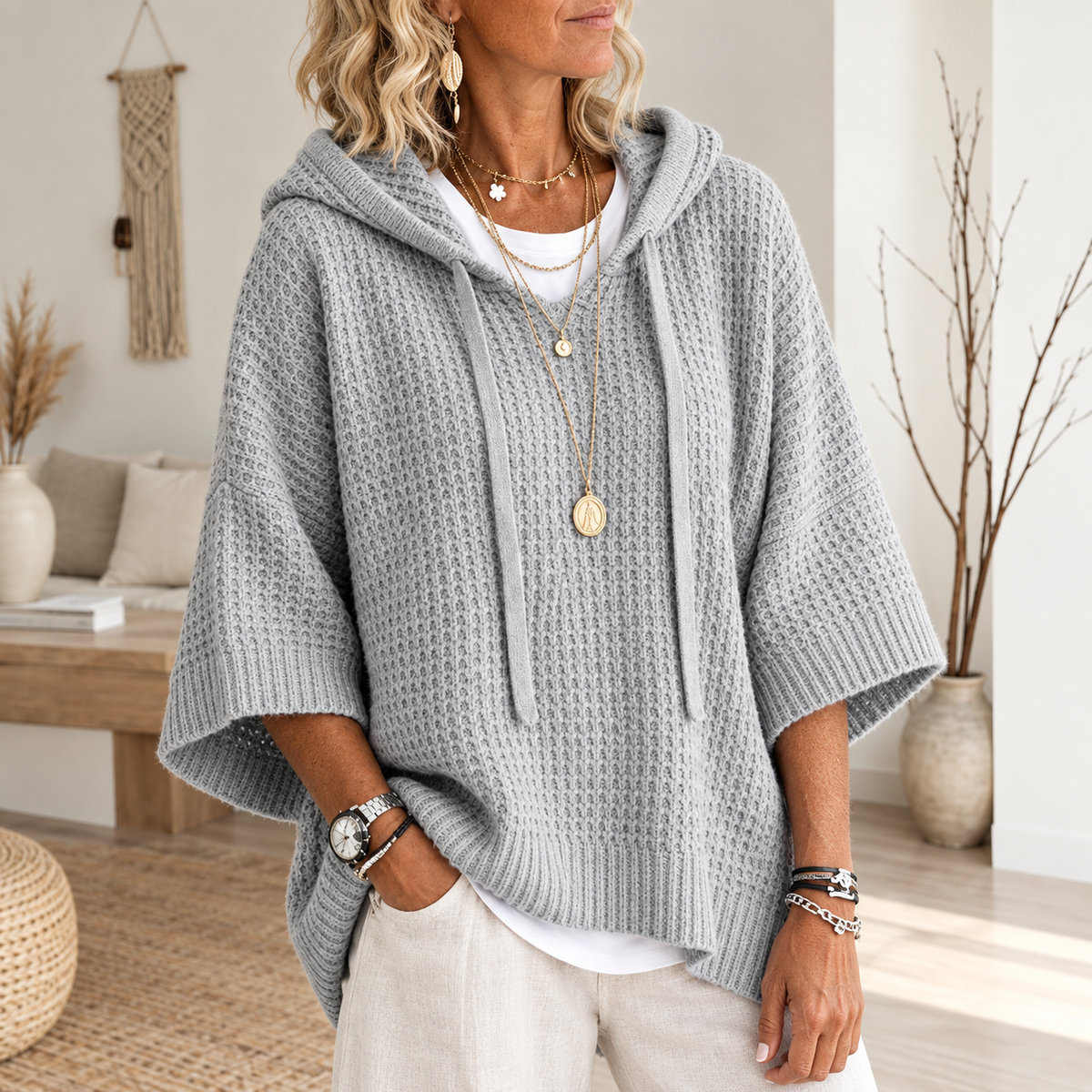 HOODED TRUI