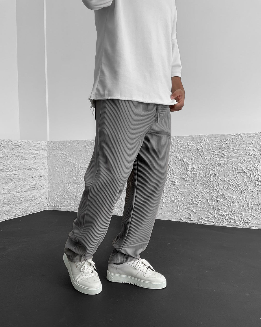RAÉL | Luxe Rib Trousers in Relaxed Fit