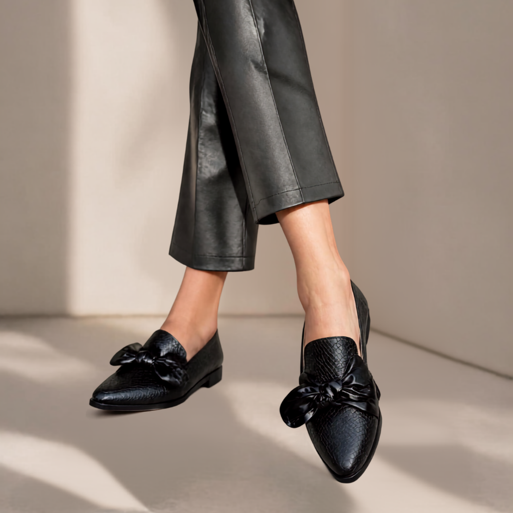 Instapper Dames met Strikdetail – Elegante Herfstschoenen