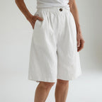 Nina Luchtige Short
